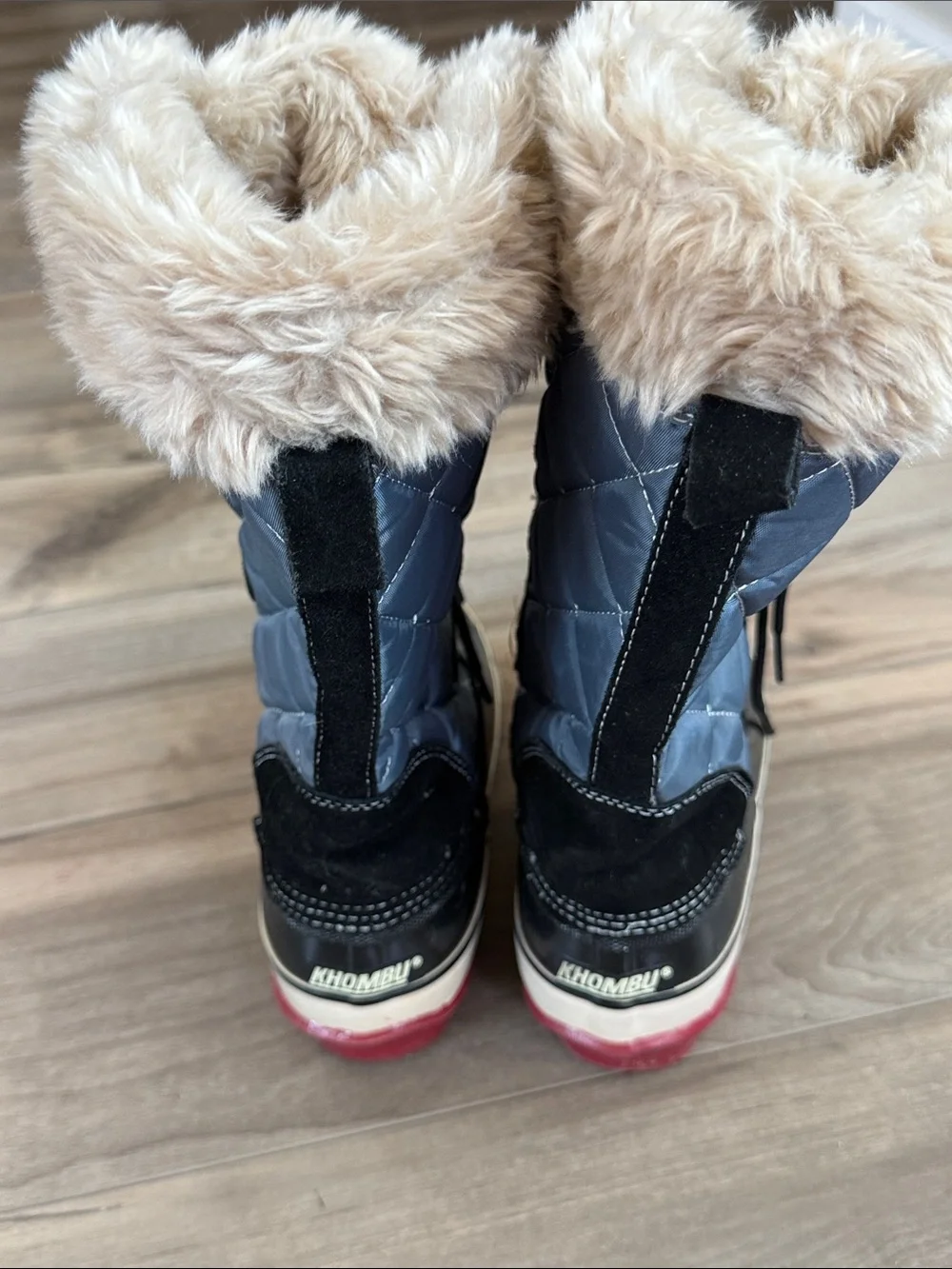 Khombu Navy Blue Winter Lace-Up Boots with Cream Faux Fur Collar